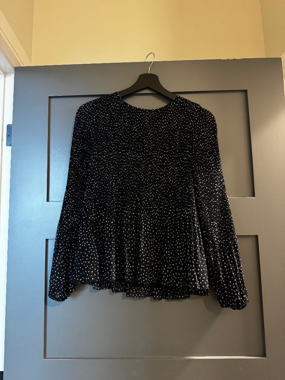 Rickis polka dot blouse, size xs 🏷️